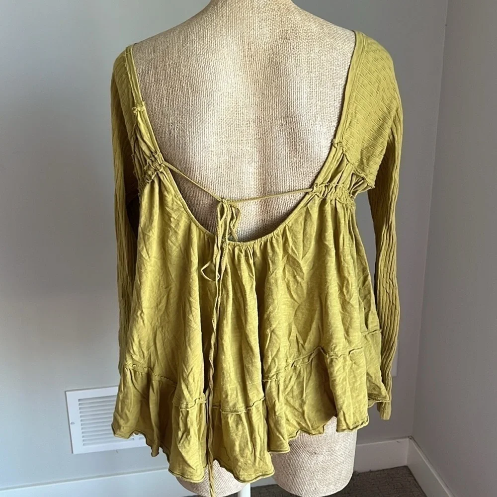 Free People Sundae Tee Olive Bitters Top Size Medium NEW!